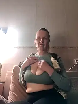 Evelina cute online show from 12-30-24, 07:32