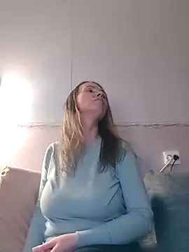 Evelina cute online show from 01-22-25, 05:17