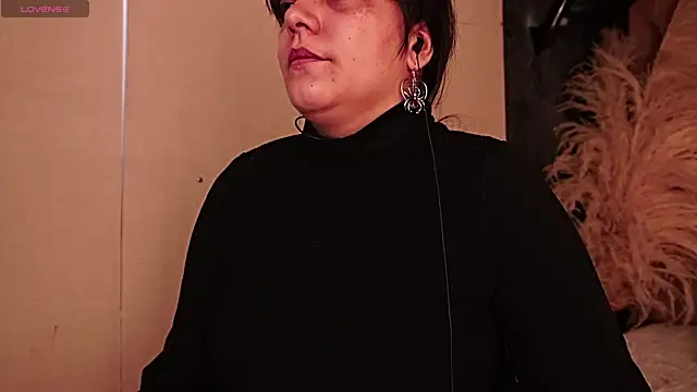 AmberGreyy  online show from 06-09-26, 04:40