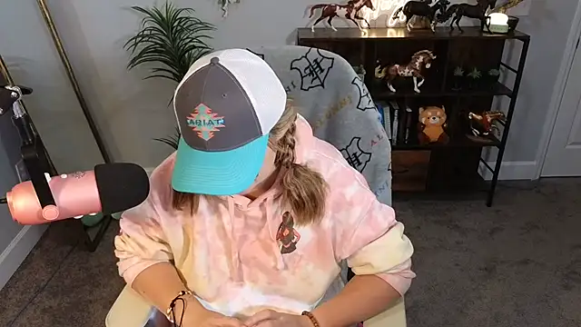 rodeobrii online show from 11-25-25, 12:43