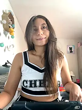 HelennaMoon  online show from 09-20-25, 05:03