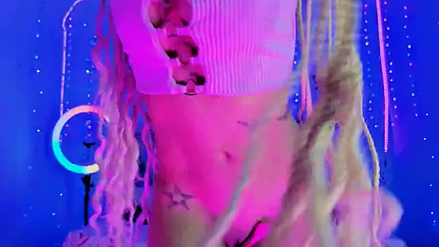 Snapshot of gabbiefoxthx chatting on 01-27-25, 09:34 gabbiefoxthx online show from 01-27-25, 09:34