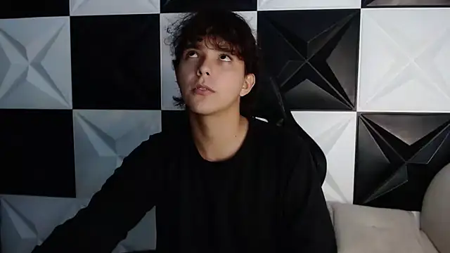 Dani cumboy online show from 12-13-24, 01:37