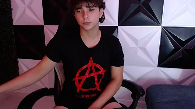 Dani cumboy online show from 01-19-25, 06:31