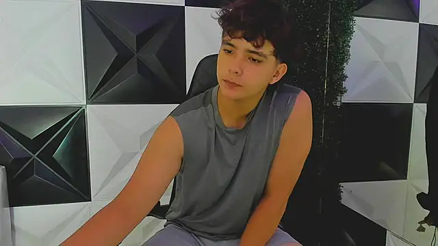 Dani cumboy online show from 09-22-25, 01:02