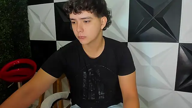 Dani cumboy online show from 11-30-25, 01:37