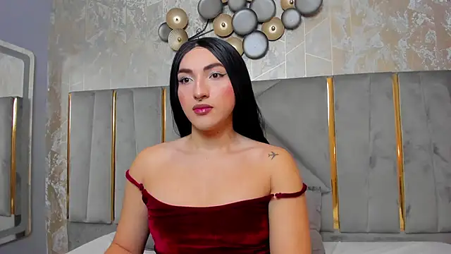 Snapshot of TomLondon_ chatting on 02-05-25, 11:55 TomLondon  online show from 02-05-25, 11:55