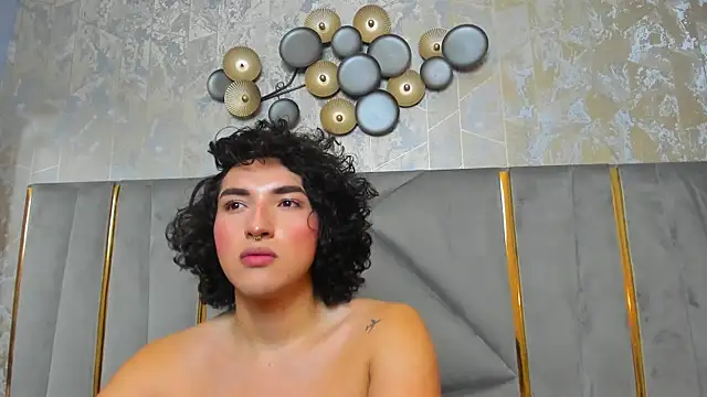 Snapshot of TomLondon_ chatting on 02-15-25, 11:39 TomLondon  online show from 02-15-25, 11:39