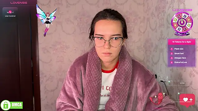 Snapshot of the_princese chatting on 11-03-25, 10:49 the princese online show from 11-03-25, 10:49