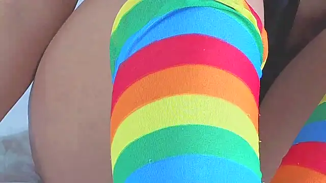 Snapshot of sorafire chatting on 03-06-25, 12:43 sorafire online show from 03-06-25, 12:43