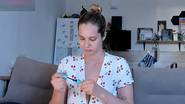 Girl alone home online show from 07-29-26, 02:59