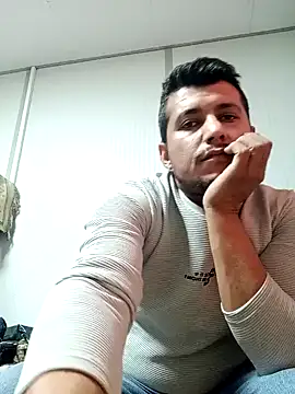 Snapshot of Adana1994 chatting on 01-12-25, 01:05 Adana1994 online show from 01-12-25, 01:05