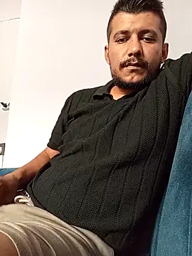 Snapshot of Adana1994 chatting on 09-12-25, 10:15 Adana1994 online show from 09-12-25, 10:15