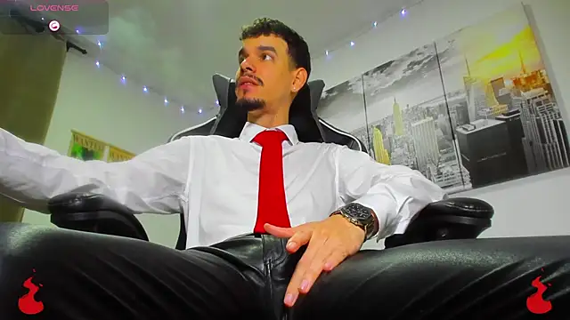 Snapshot of BRAYHAMBROWN chatting on 11-02-25, 10:56 BRAYHAMBROWN online show from 11-02-25, 10:56