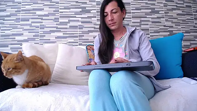 VioletaGomezCo online show from 11-02-25, 12:07