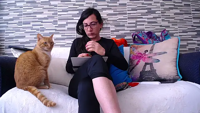 VioletaGomezCo online show from 11-16-25, 02:44