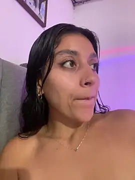 BrittanyDiaz online show from 04-22-26, 07:59