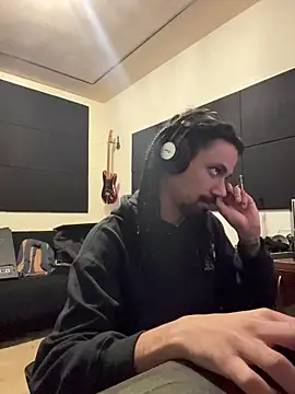 hotcamboy420 online show from 12-05-25, 03:37