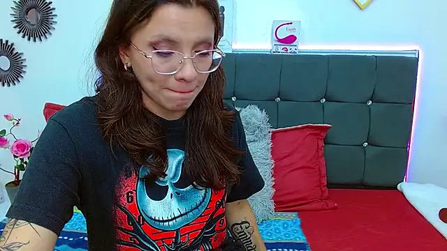 karlamorris  online show from 02-03-25, 04:20