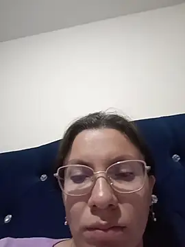 karlamorris  online show from 10-27-25, 01:53