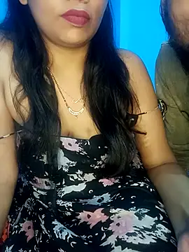 Snapshot of Sexy_DarloSiya chatting on 02-17-25, 12:43 Sexy DarloSiya online show from 02-17-25, 12:43