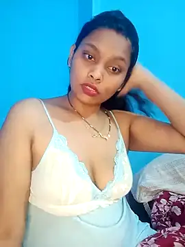 Snapshot of Sexy_DarloSiya chatting on 03-07-25, 08:22 Sexy DarloSiya online show from 03-07-25, 08:22