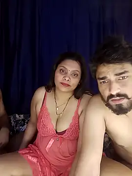 Snapshot of Sexy_DarloSiya chatting on 12-01-25, 06:57 Sexy DarloSiya online show from 12-01-25, 06:57