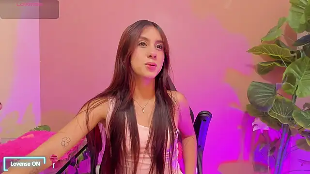 AlanaJones1 online show from 03-13-25, 03:54