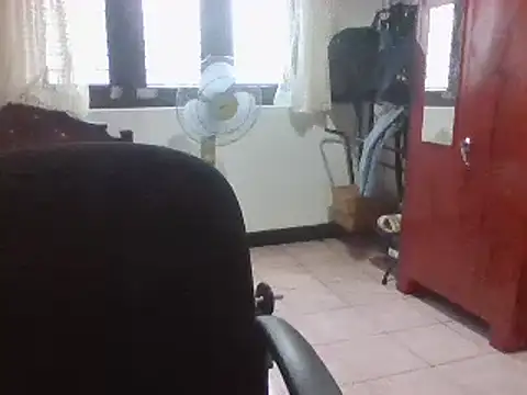 Snapshot of RoccoSL2003 chatting on 01-13-25, 02:39 RoccoSL2003 online show from 01-13-25, 02:39