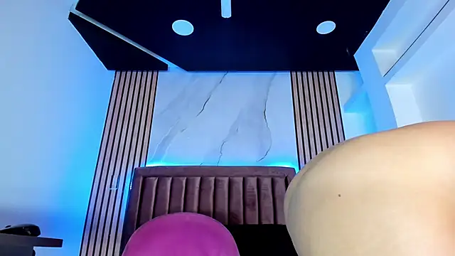 ChloeParkss  online show from 02-04-25, 02:53