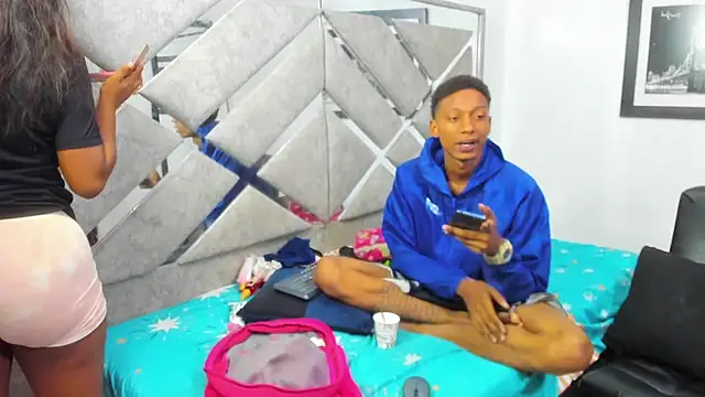 EvaxEmma online show from 02-14-26, 01:08