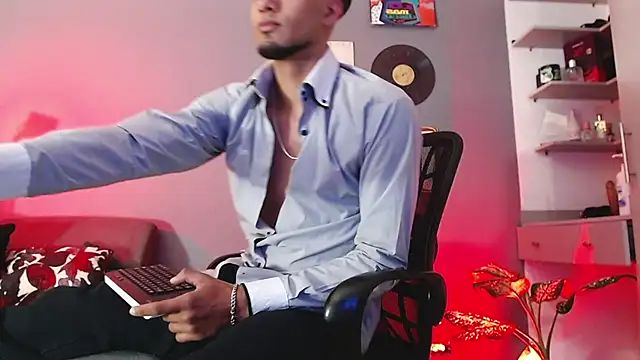 MagnusFrost online show from 01-16-25, 04:07