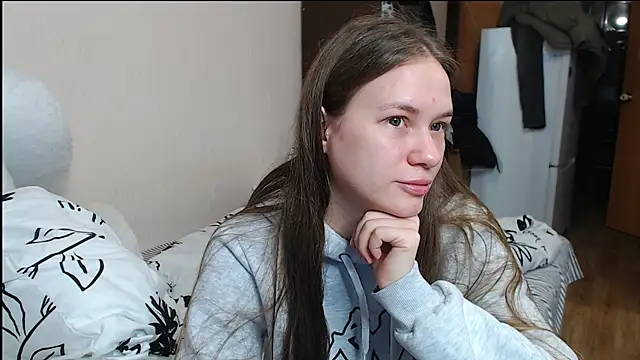 Snapshot of leila_bambi_ chatting on 12-25-24, 09:11 leila bambi  online show from 12-25-24, 09:11