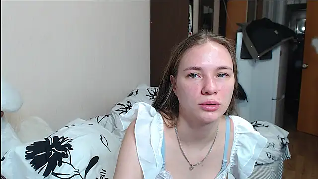 Snapshot of leila_bambi_ chatting on 12-26-24, 09:26 leila bambi  online show from 12-26-24, 09:26