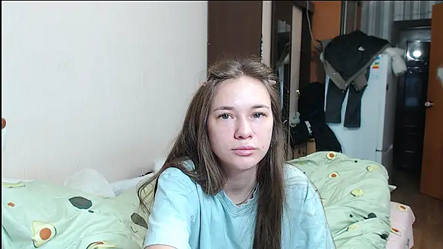 Snapshot of leila_bambi_ chatting on 12-31-24, 04:38 leila bambi  online show from 12-31-24, 04:38