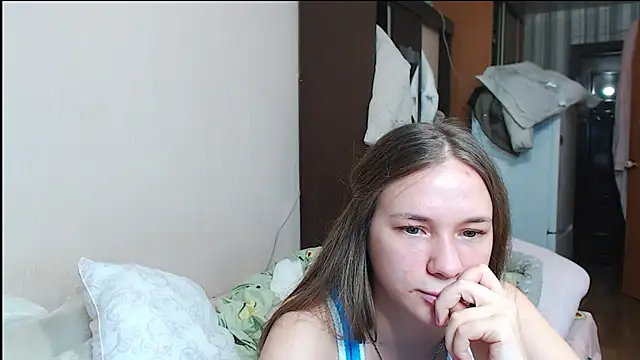 Snapshot of leila_bambi_ chatting on 01-10-25, 07:11 leila bambi  online show from 01-10-25, 07:11