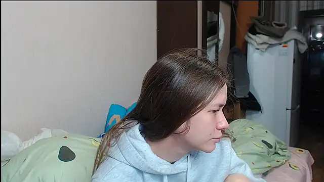 Snapshot of leila_bambi_ chatting on 01-15-25, 04:21 leila bambi  online show from 01-15-25, 04:21