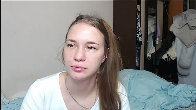 Snapshot of leila_bambi_ chatting on 02-04-25, 08:46 leila bambi  online show from 02-04-25, 08:46