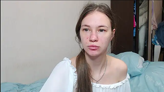 Snapshot of leila_bambi_ chatting on 02-10-25, 02:05 leila bambi  online show from 02-10-25, 02:05