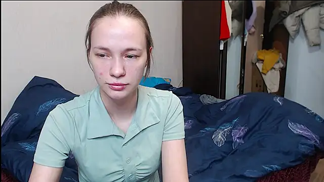 Snapshot of leila_bambi_ chatting on 03-12-25, 01:47 leila bambi  online show from 03-12-25, 01:47