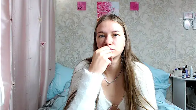 Snapshot of leila_bambi_ chatting on 09-12-25, 04:56 leila bambi  online show from 09-12-25, 04:56