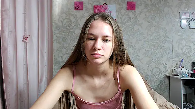 Snapshot of leila_bambi_ chatting on 10-09-25, 06:22 leila bambi  online show from 10-09-25, 06:22