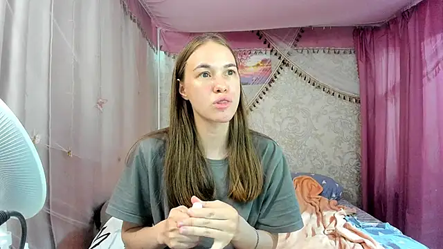 Snapshot of leila_bambi_ chatting on 06-09-26, 07:20 leila bambi online show from 06-09-26, 07:20