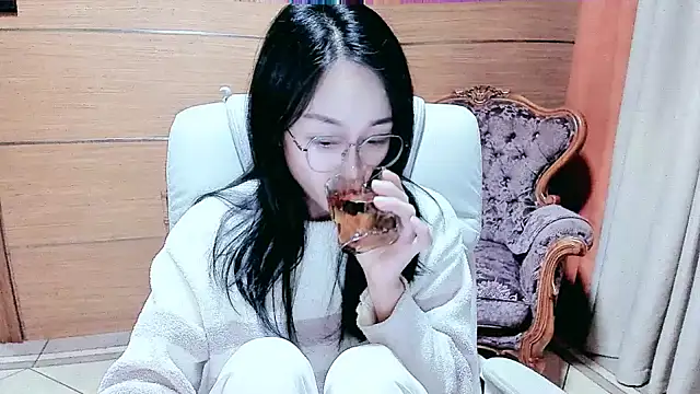 NIAN-er online show from 03-06-25, 01:03