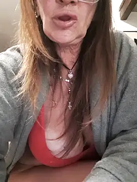 gildamilf online show from 11-15-25, 10:37