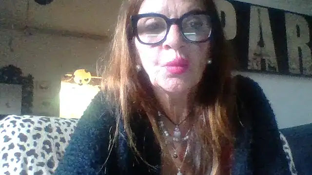 gildamilf online show from 12-18-25, 02:34