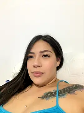Latina vanessa online show from 10-03-25, 01:35