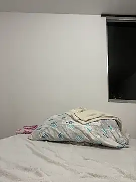 Latina vanessa online show from 02-12-26, 03:01