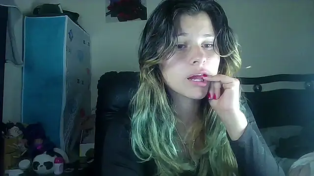 Elith 20 online show from 03-16-25, 08:32