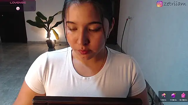 Zetrionn online show from 03-20-25, 02:08